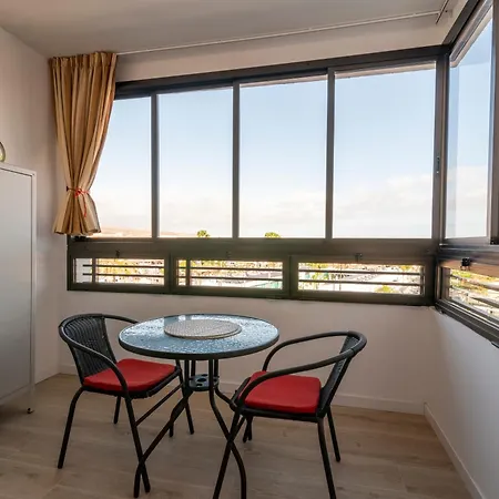 Renovated Close To Yumbo Apartament