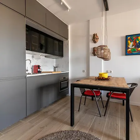 아파트 Renovated Close To Yumbo