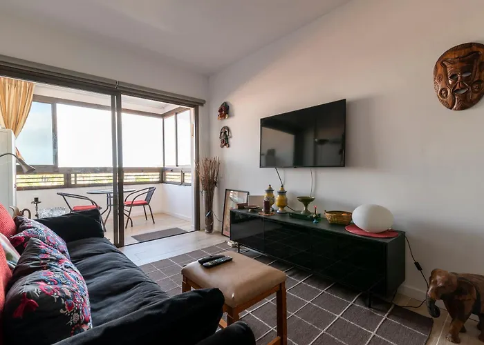 Renovated Close To Yumbo