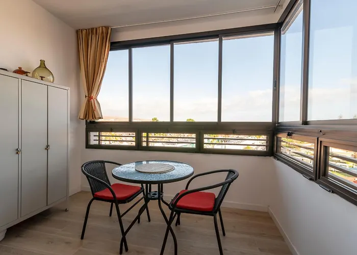 Renovated Close To Yumbo Διαμέρισμα